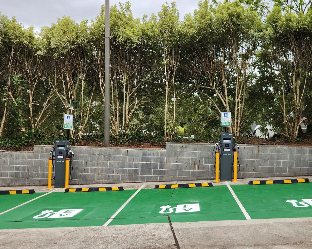Tethered Dual Tower Ev Charger (2)