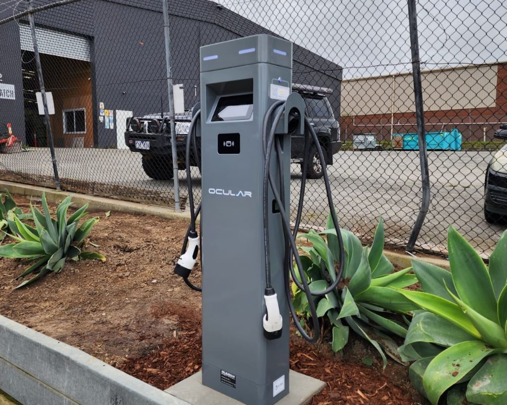 Tethered Dual Tower Ev Charger (4)